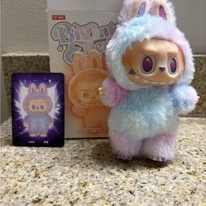 Pop Mart Big Into Energy Labubu Luck